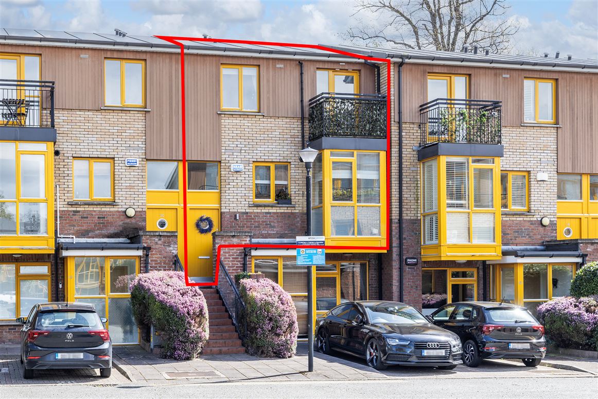 18 ALL HALLOWS SQUARE, Griffith Avenue, Drumcondra, Dublin 9