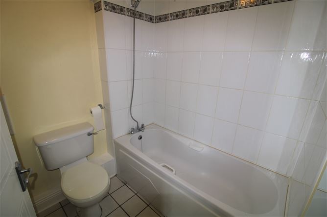 25 Annaly Grove, Block 2, Ongar,   Dublin 15