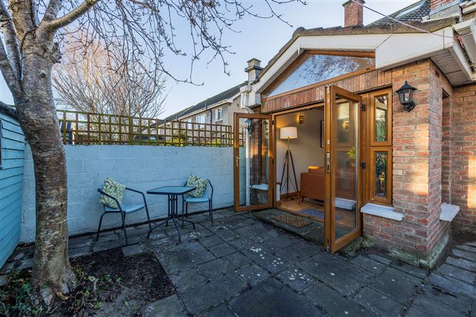 24 ALBERT COLLEGE CRESCENT, Whitehall, Dublin 9