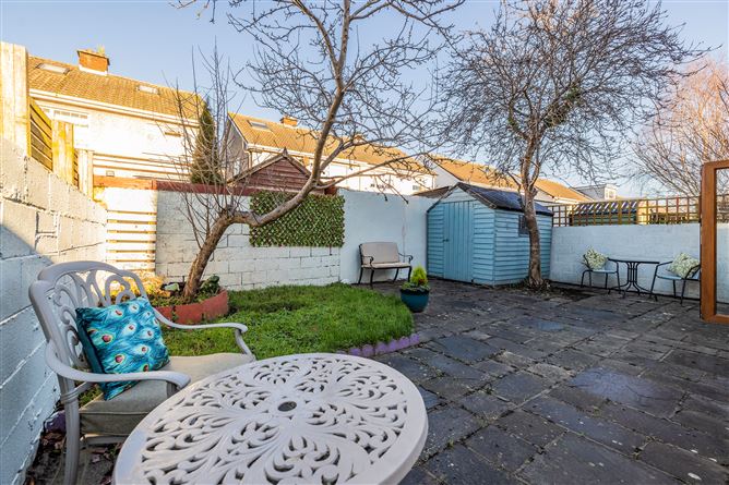 24 ALBERT COLLEGE CRESCENT, Whitehall, Dublin 9