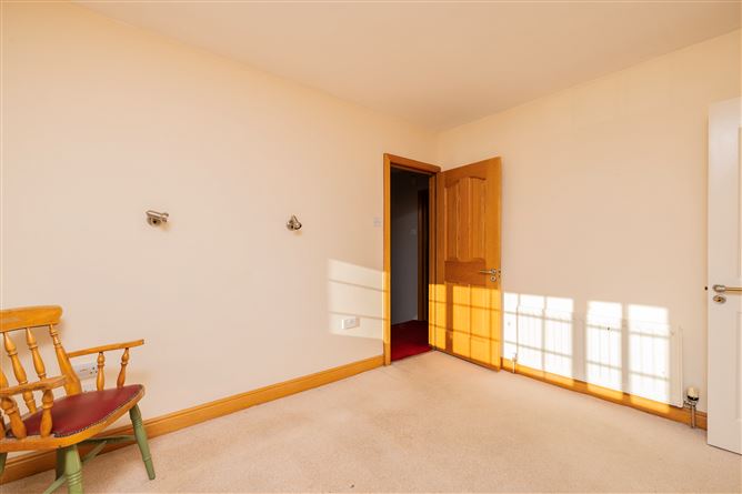 24 ALBERT COLLEGE CRESCENT, Whitehall, Dublin 9