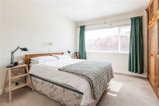 29 Kilmacud Park, Stillorgan, County Dublin