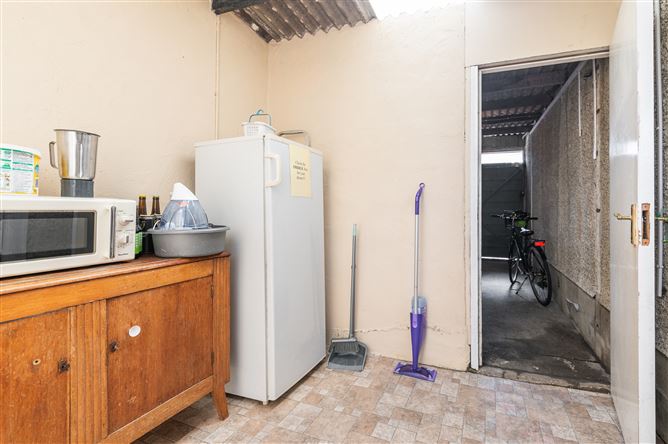 29 Kilmacud Park, Stillorgan, County Dublin