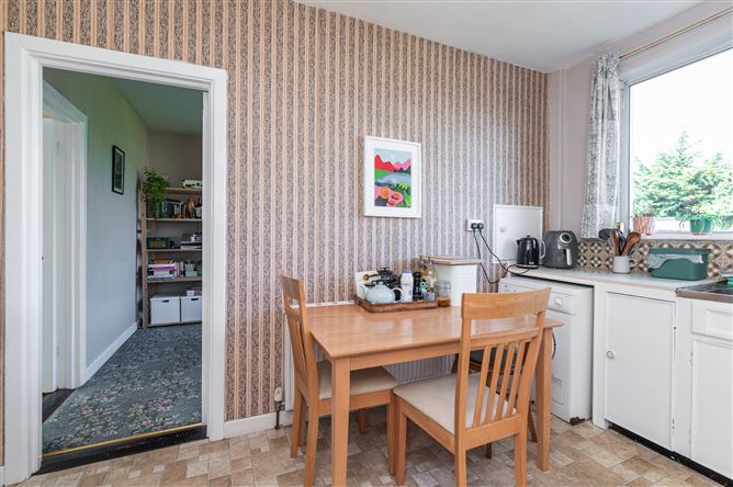 29 Kilmacud Park, Stillorgan, County Dublin