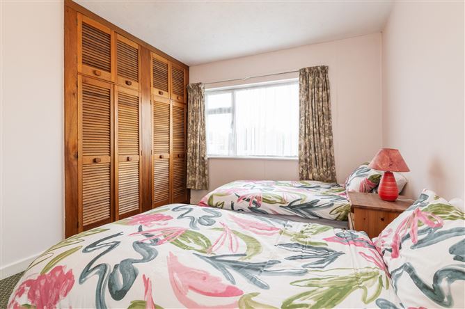 29 Kilmacud Park, Stillorgan, County Dublin