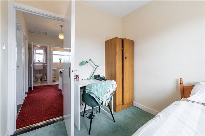 29 Kilmacud Park, Stillorgan, County Dublin