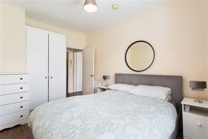 106 The Waterside, Charlotte Quay, Dublin 4