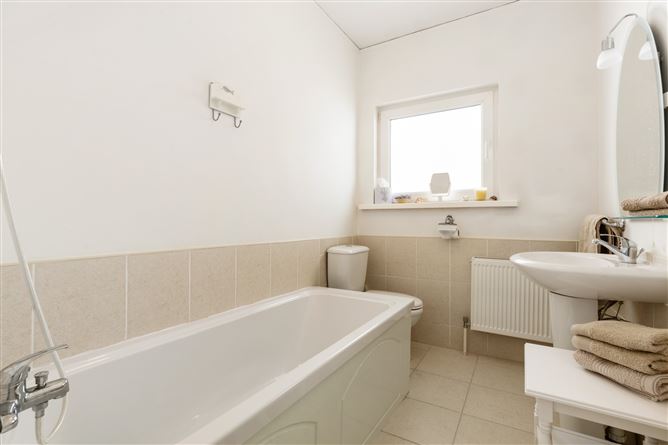 36 Farmleigh Avenue, Stillorgan Road, Blackrock, Co. Dublin