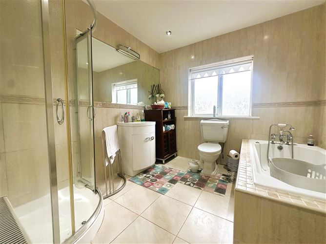 6 Cragaun, Fr. Russell Road, Dooradoyle,, Raheen, Limerick