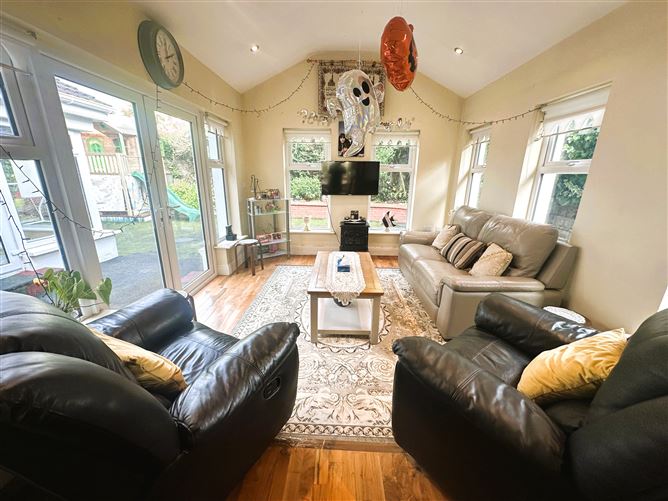 6 Cragaun, Fr. Russell Road, Dooradoyle,, Raheen, Limerick