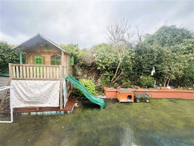 6 Cragaun, Fr. Russell Road, Dooradoyle,, Raheen, Limerick