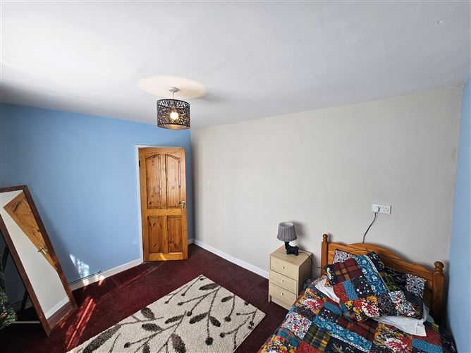 1 Castle Avenue, Thomastown, Kilkenny