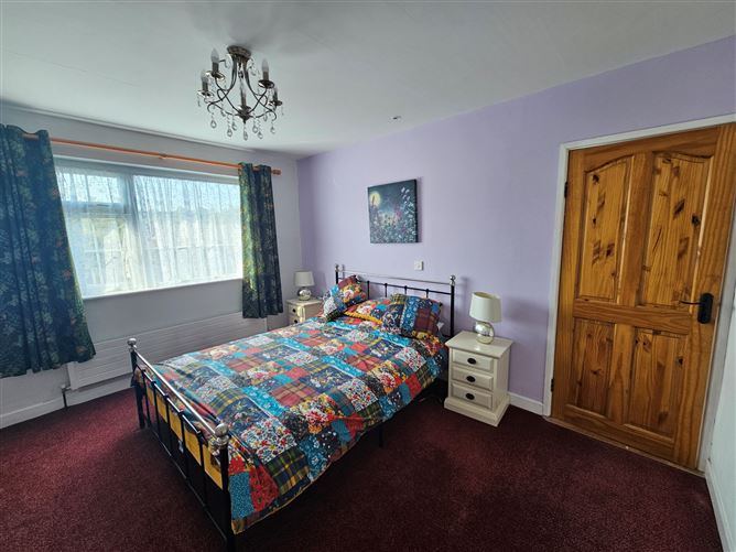 1 Castle Avenue, Thomastown, Kilkenny