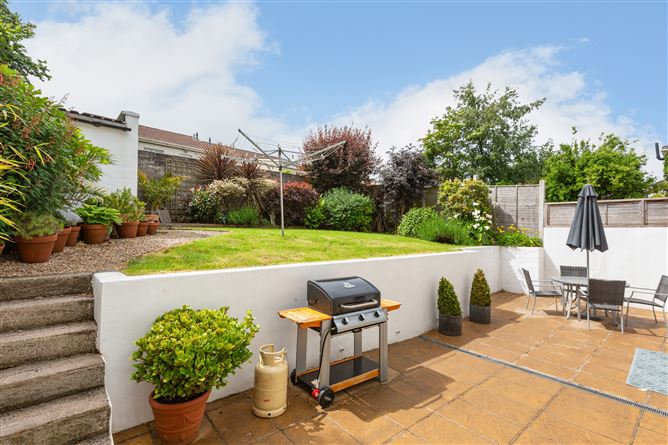 23 Kingston Grove, Ballinteer, Dublin 16