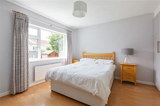 23 Kingston Grove, Ballinteer, Dublin 16