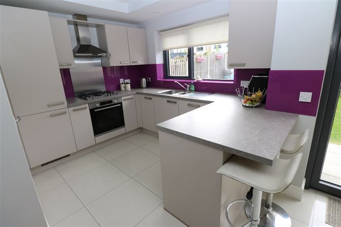 33 Cois na Mara, Bettystown, Meath