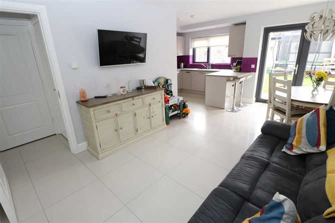 33 Cois na Mara, Bettystown, Meath