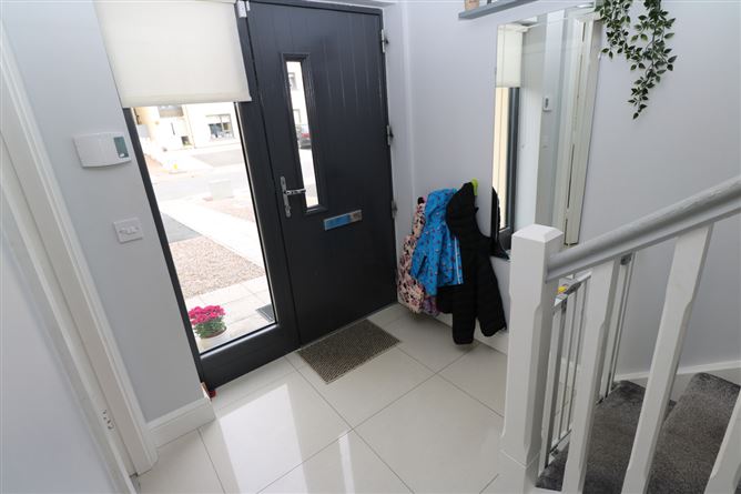 33 Cois na Mara, Bettystown, Meath