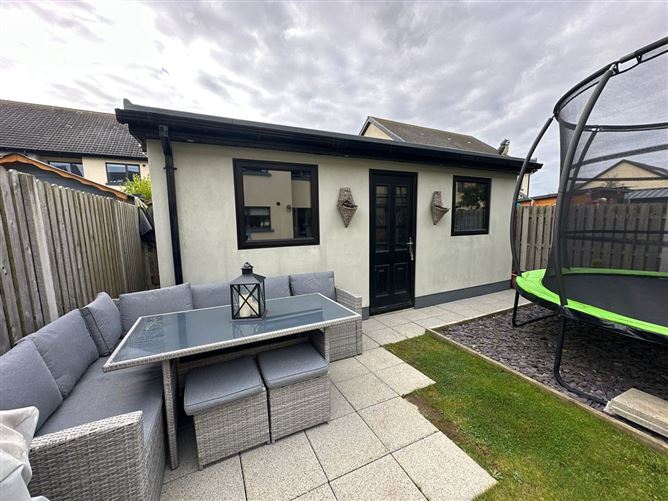 33 Cois na Mara, Bettystown, Meath