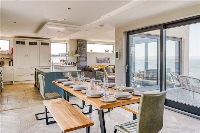 Cliffhouse &amp; Lodge,Vacation Rental in Donegal, Ireland