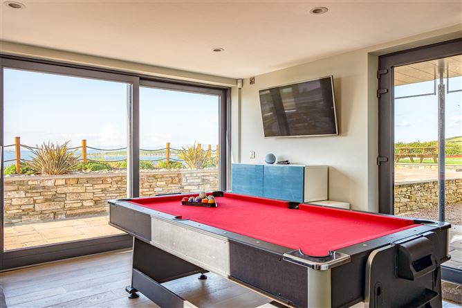 Cliffhouse &amp; Lodge,Vacation Rental in Donegal, Ireland