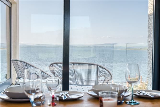 Cliffhouse &amp; Lodge,Vacation Rental in Donegal, Ireland