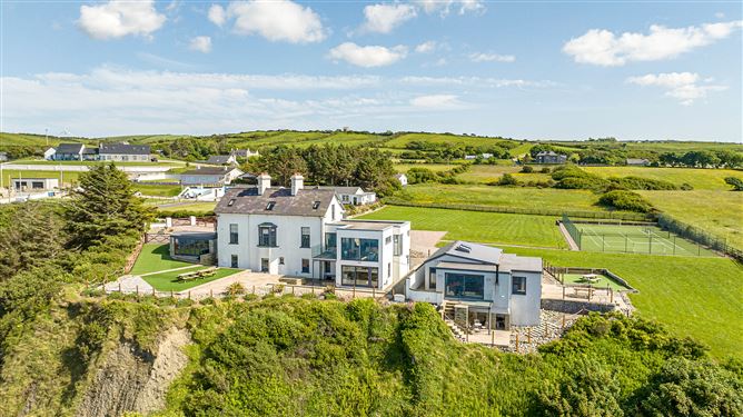 Cliffhouse &amp; Lodge,Vacation Rental in Donegal, Ireland