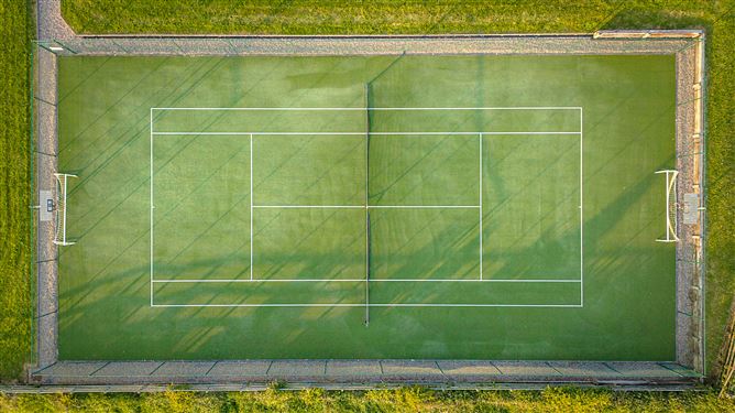 Cliffhouse &amp; Lodge,Vacation Rental in Donegal, Ireland