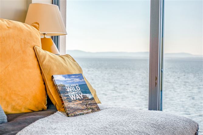 Cliffhouse &amp; Lodge,Vacation Rental in Donegal, Ireland