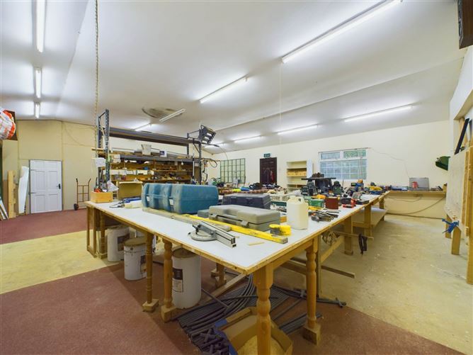 Dundonnel, Taughmaconnell, Co. Westmeath