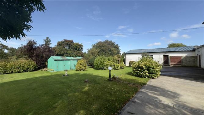 Dundonnel, Taughmaconnell, Co. Westmeath