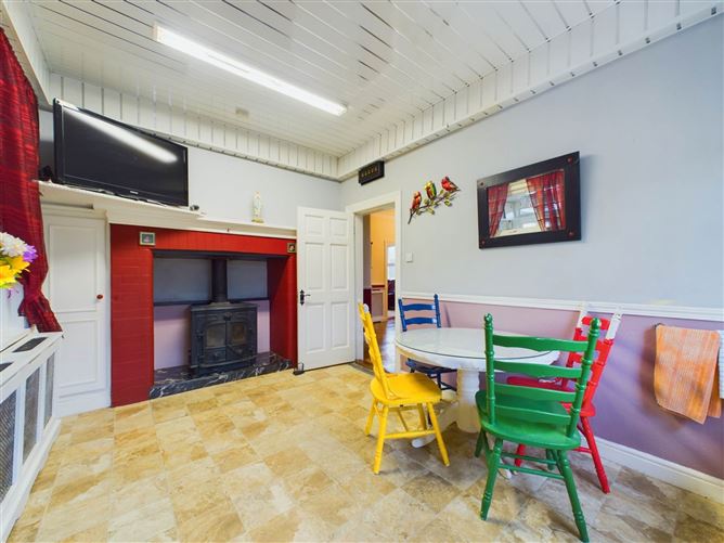 Dundonnel, Taughmaconnell, Co. Westmeath