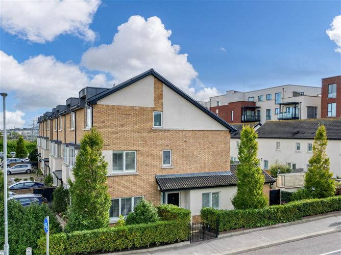 2 Larkfield Place, Dublin 18