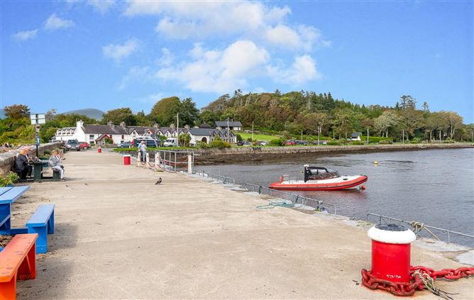 5 Pier Cottages, Pier Road, Kenmare, Co. Kerry