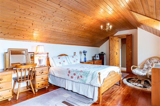 5 Pier Cottages, Pier Road, Kenmare, Co. Kerry