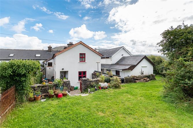 5 Pier Cottages, Pier Road, Kenmare, Co. Kerry