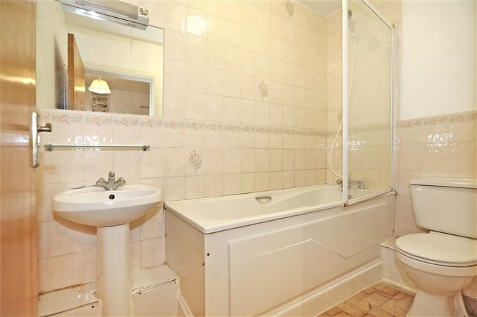 8A Ryewood House, Ballycasey Court, Shannon, Co. Clare