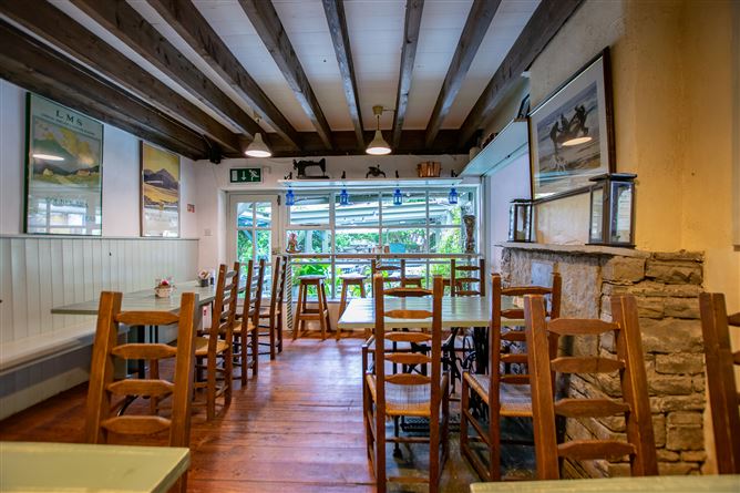 The Ivy Cottage, Fisher Street, Doolin, Clare