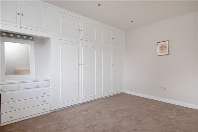 24 Avoca Road, Blackrock, Dublin