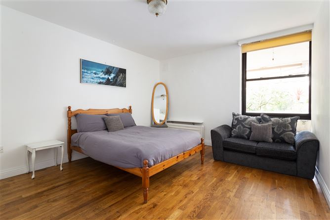 302 Talbot Hall, Talbot Street, Dublin 1