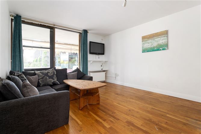 302 Talbot Hall, Talbot Street, Dublin 1