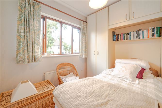 7 Foxrock Green, Foxrock, Dublin