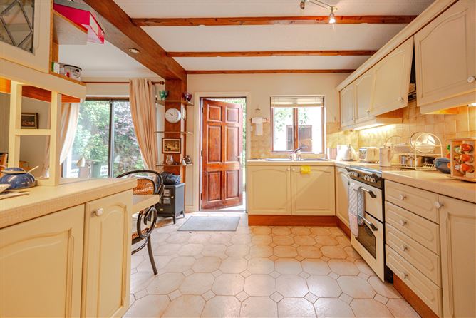 7 Foxrock Green, Foxrock, Dublin