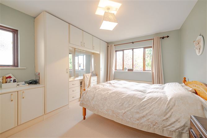 7 Foxrock Green, Foxrock, Dublin