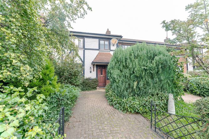7 Foxrock Green, Foxrock, Dublin