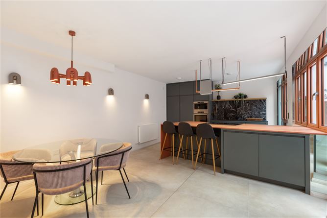 Wellington, 2A Wellington Road, Ballsbridge, Dublin 4