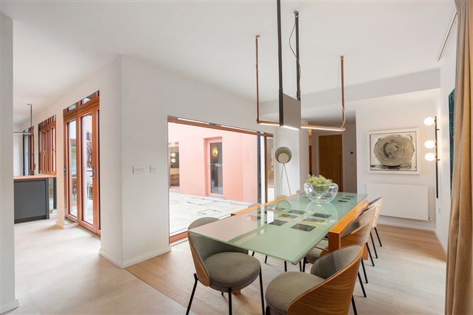 Wellington, 2A Wellington Road, Ballsbridge, Dublin 4