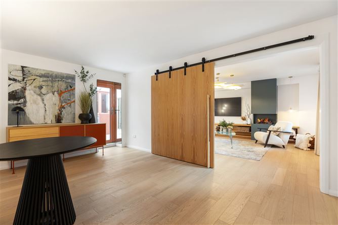 Wellington, 2A Wellington Road, Ballsbridge, Dublin 4