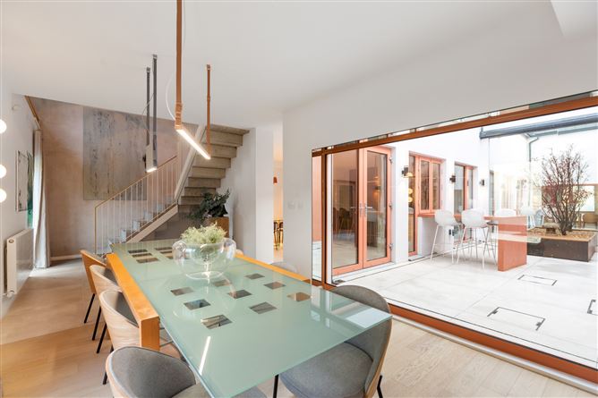 Wellington, 2A Wellington Road, Ballsbridge, Dublin 4