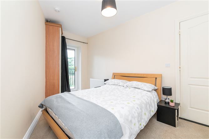 Apartment 102, Kerrymount, Castle Court, Kilgobbin Wood, Sandyford, Dublin 18